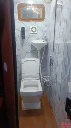 Aadishakti Travels Bus-Amenities Image