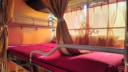 Aakash Travels Bus-Amenities Image