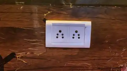 Gurukrupa Travels Bus-Amenities Image