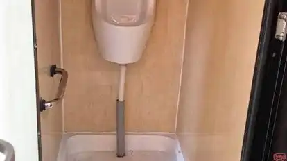 Ashok Travels Bus-Amenities Image
