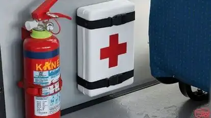 Sindh Radhe Travels Bus-Amenities Image