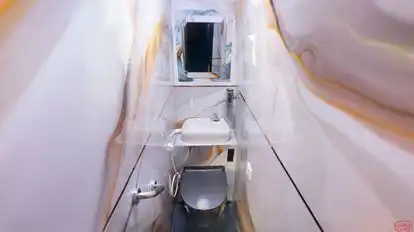 SST Limoliner Bus-Amenities Image