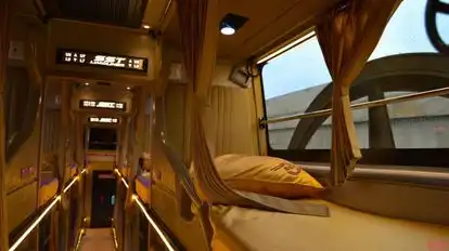 SST Limoliner Bus-Seats layout Image