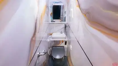 SST Limoliner Bus-Amenities Image