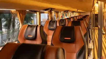 SST Limoliner Bus-Seats Image