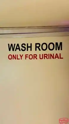 Shree Balaji Express Bus-Amenities Image