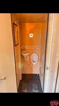 Safar travels and cargo Bus-Amenities Image