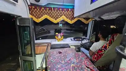 Singh Bus Service Bus-Amenities Image