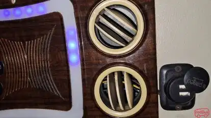 Shishpal Bus Service Bus-Amenities Image