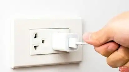 Lemon Travels Bus-Amenities Image