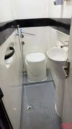 Naveen Travels (Durg) Bus-Amenities Image