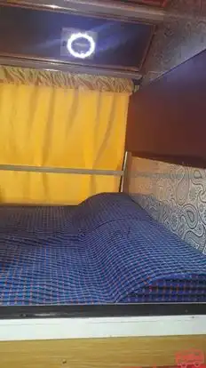 Rajdhani Express Bus-Amenities Image