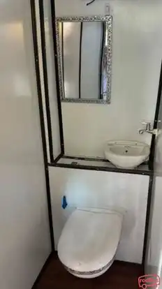Shatabdi Travels Gorakhpur Bus-Amenities Image