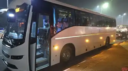 Vaishnoyatra services pvt ltd Bus-Seats layout Image