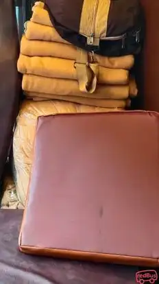 Aradhana Bus Service Bus-Amenities Image