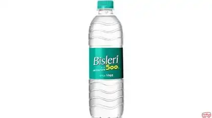 MAAHI METRO TOURS AND TRAVELS Bus-Amenities Image