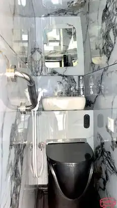 Butterfly Holidays Bus-Amenities Image
