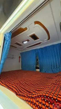 GAYATRI RAO TRAVELS Bus-Seats Image