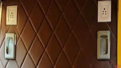 Kashi Bus Bus-Amenities Image