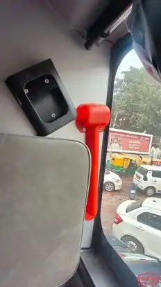 Kashi Bus Bus-Amenities Image