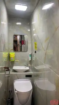 AVLT TRANS Bus-Amenities Image