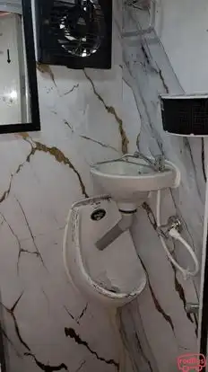 Parakh Bus Service Bus-Amenities Image