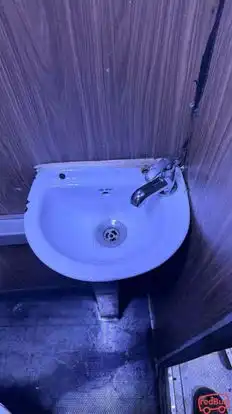 Shama Sardar Travels HPM Bus-Amenities Image