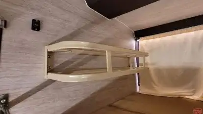 SRI MEENAKSHI TRAVELS Bus-Amenities Image