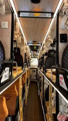 SRI MEENAKSHI TRAVELS Bus-Seats layout Image