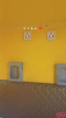 Sri Gummala Travels  Bus-Amenities Image