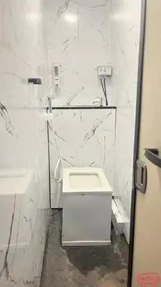 KIARA Travels Bus-Amenities Image