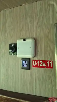 HI-TECH ROADLINKS Bus-Amenities Image