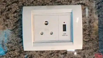 Dolphin  travel  house Bus-Amenities Image