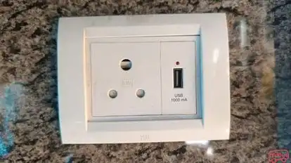 Dolphin  travel  house Bus-Amenities Image