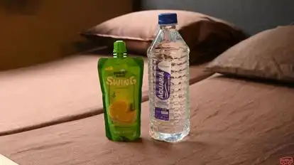 Gogte  Travels Bus-Amenities Image