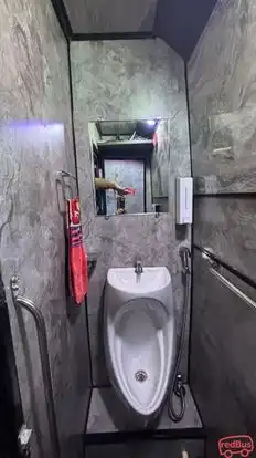 Mahalaxmi Travels Bus-Amenities Image