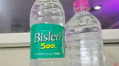 Mahalaxmi Travels Bus-Amenities Image