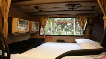 Hans Travels (I) Private Limited Bus-Amenities Image