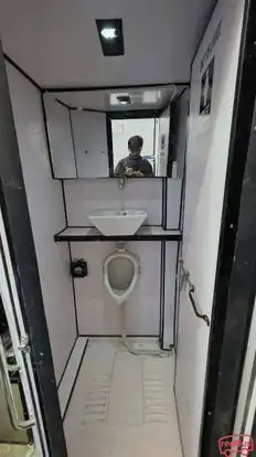 Hans Travels (I) Private Limited Bus-Amenities Image