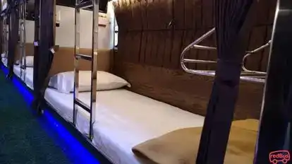 Humsafar   Travels Bus-Seats Image