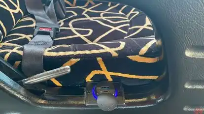 Prisma Express Bus-Amenities Image