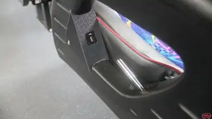 Five Stars (JB) Bus-Amenities Image