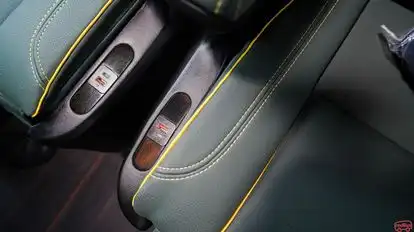 Highway Star Express Bus-Seats Image